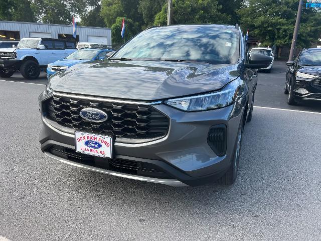 2025 Ford Escape - $24,995