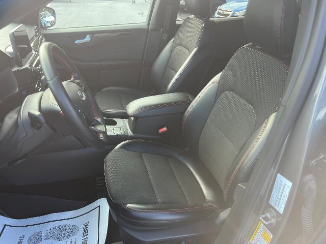 2025 Ford Escape - $24,995