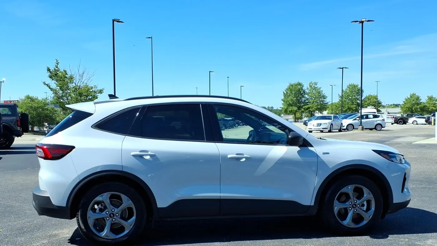 2025 Ford Escape ST-Line