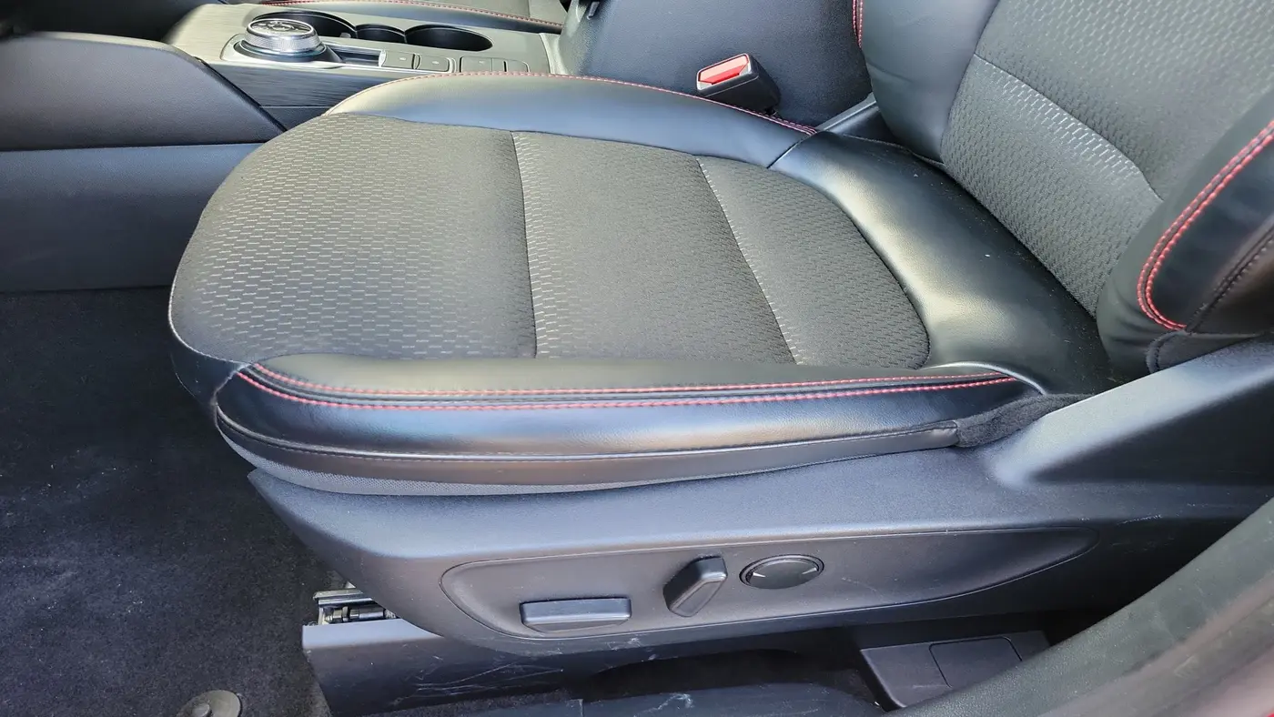 2025 Ford Escape - $25,930