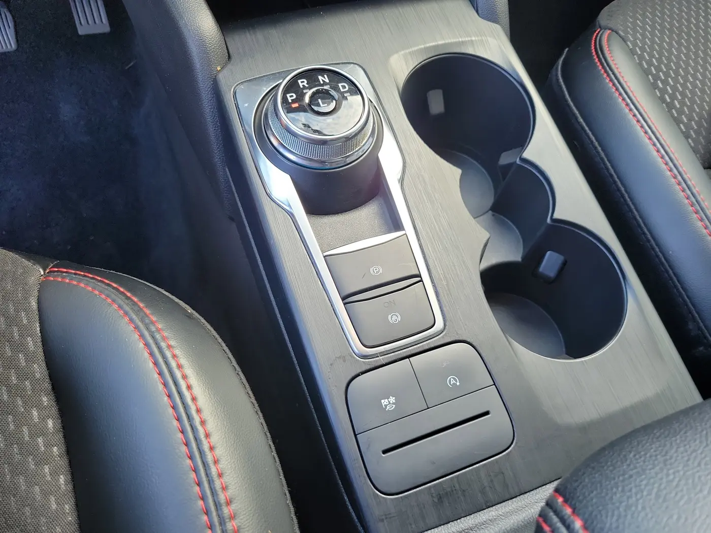 2025 Ford Escape - $25,930