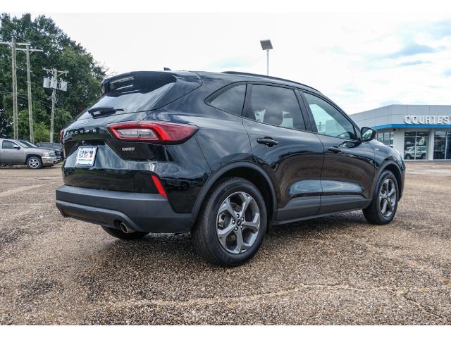 2025 Ford Escape - $27,777