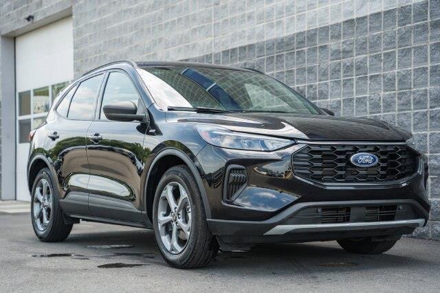 2025 Ford Escape - $21,400
