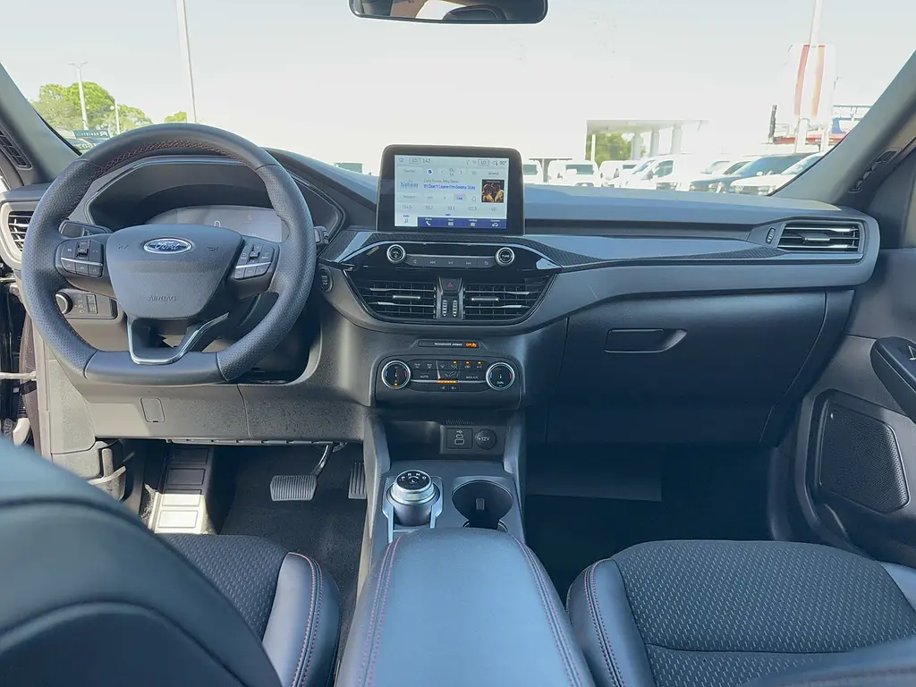 2025 Ford Escape - $25,995