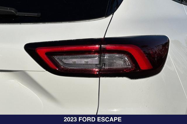 2023 Ford Escape - $21,950