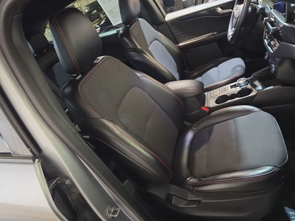 2024 Ford Escape - $19,892
