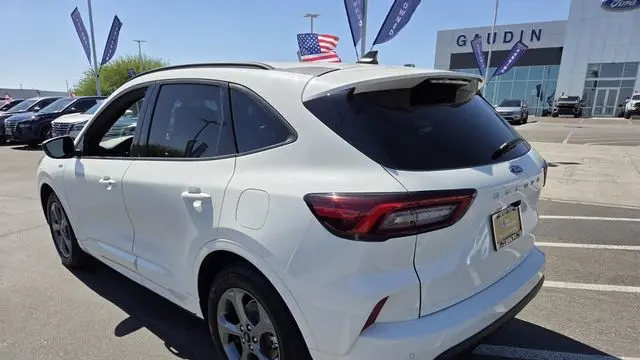 2024 Ford Escape ST-Line