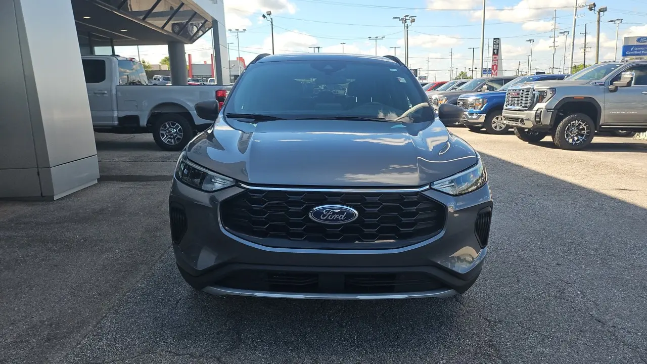2025 Ford Escape - $22,784