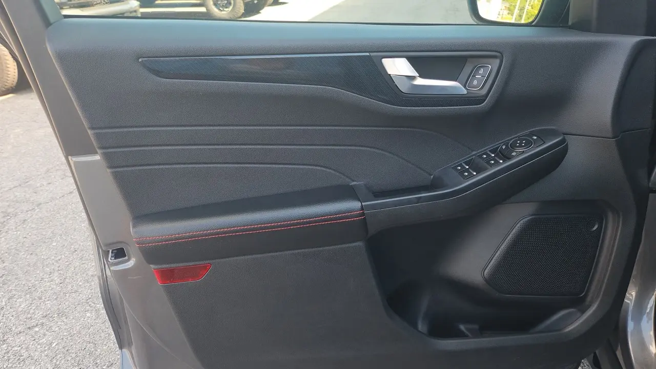 2025 Ford Escape - $22,784