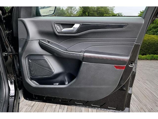 2025 Ford Escape ST-Line — photo 1 of 12