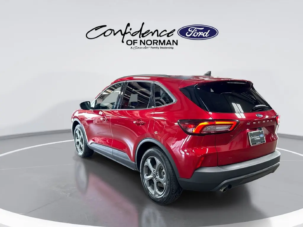 2025 Ford Escape - $21,152