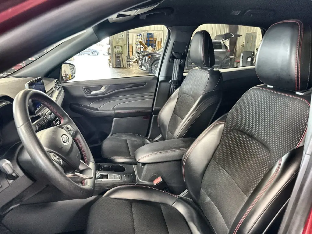 2025 Ford Escape - $21,152