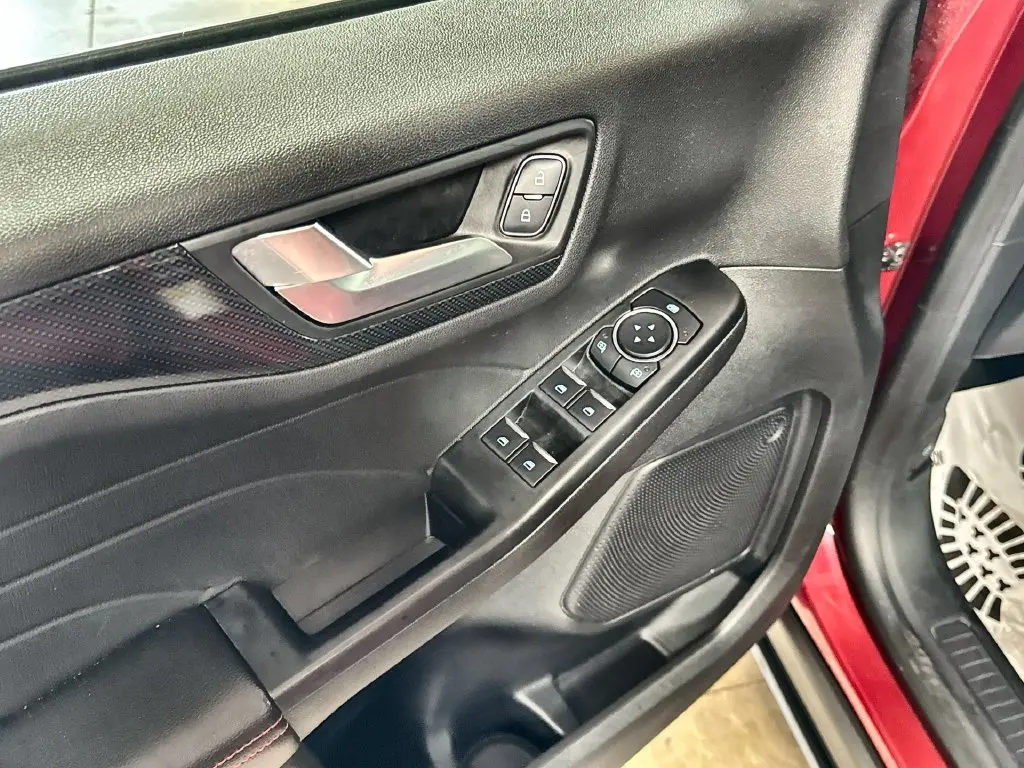 2025 Ford Escape - $21,152