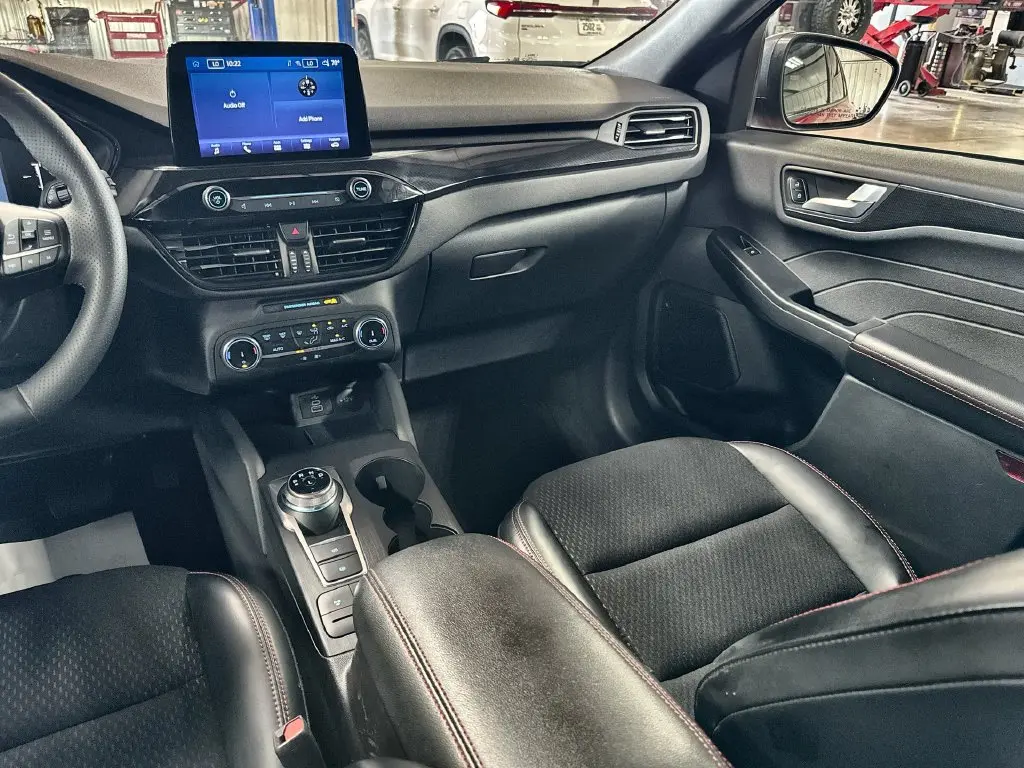 2025 Ford Escape - $21,152