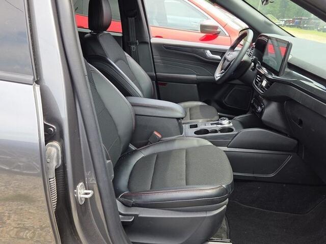 2025 Ford Escape - $25,674