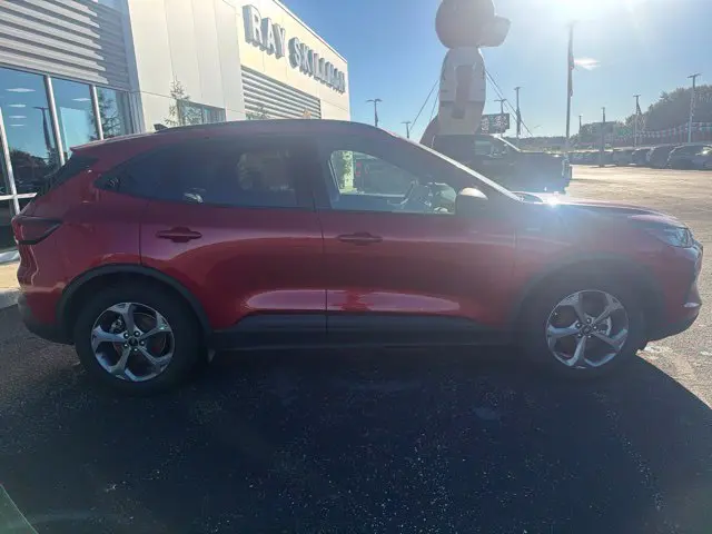 2025 Ford Escape - $23,627