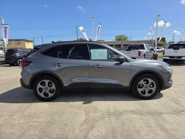 2025 Ford Escape - $23,000