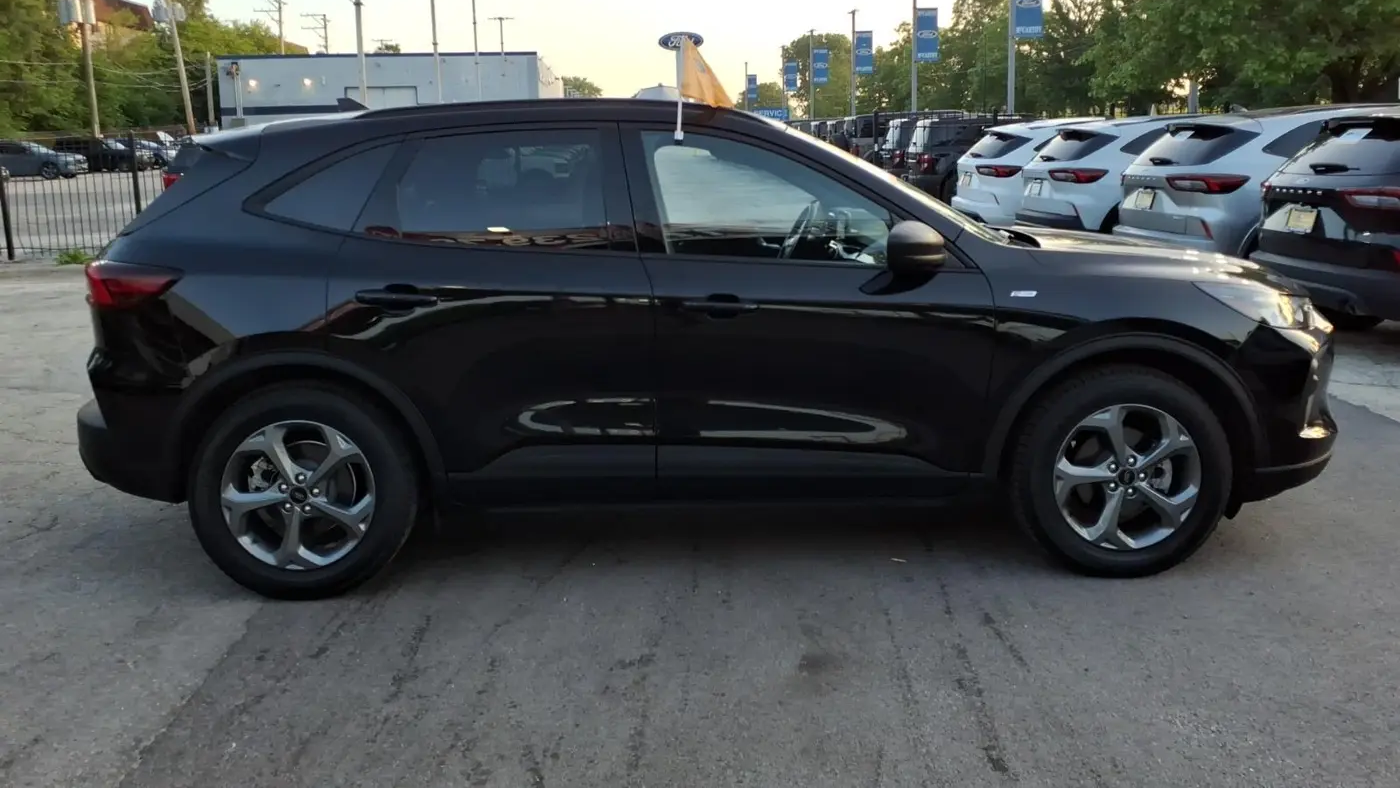 2025 Ford Escape ST-Line