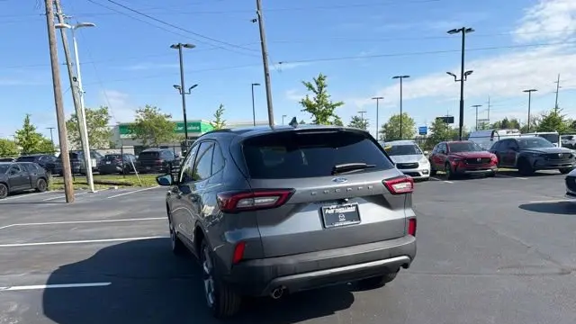 2025 Ford Escape ST-Line