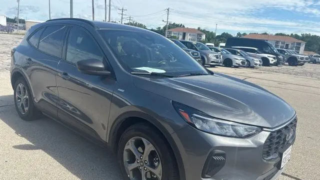 2025 Ford Escape ST-Line