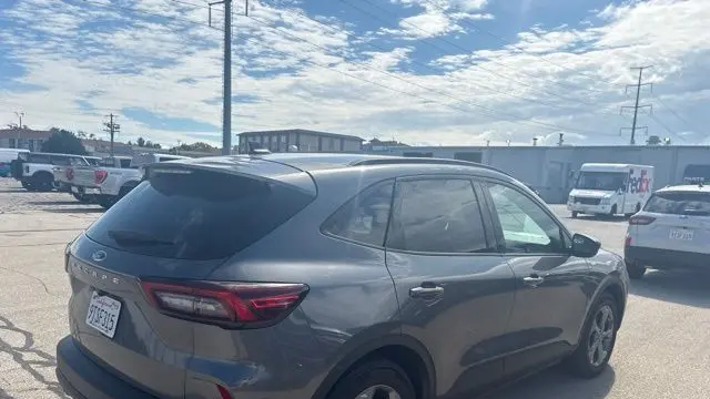 2025 Ford Escape ST-Line