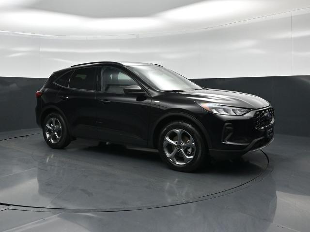 2025 Ford Escape - $19,485
