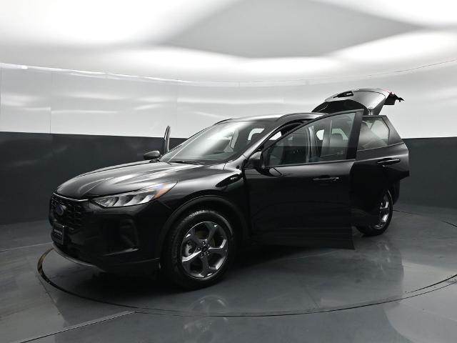 2025 Ford Escape - $19,485