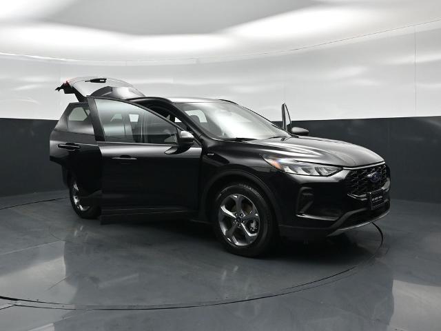 2025 Ford Escape - $19,485