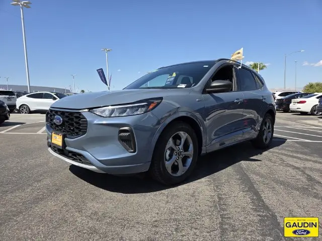 2023 Ford Escape - $21,999