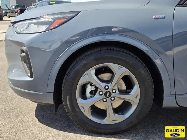 2023 Ford Escape - $21,999