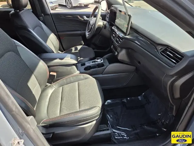 2023 Ford Escape - $21,999