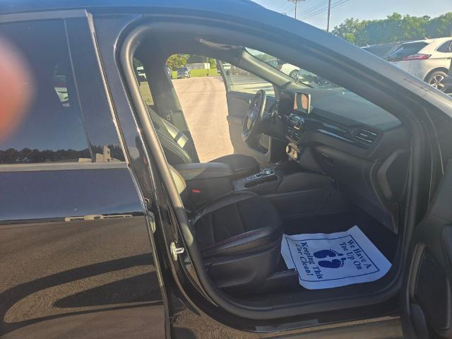 2025 Ford Escape - $24,194