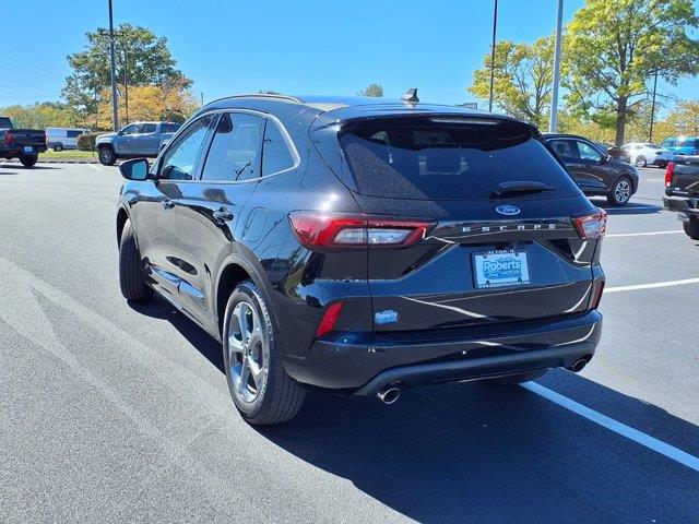 2023 Ford Escape - $23,999