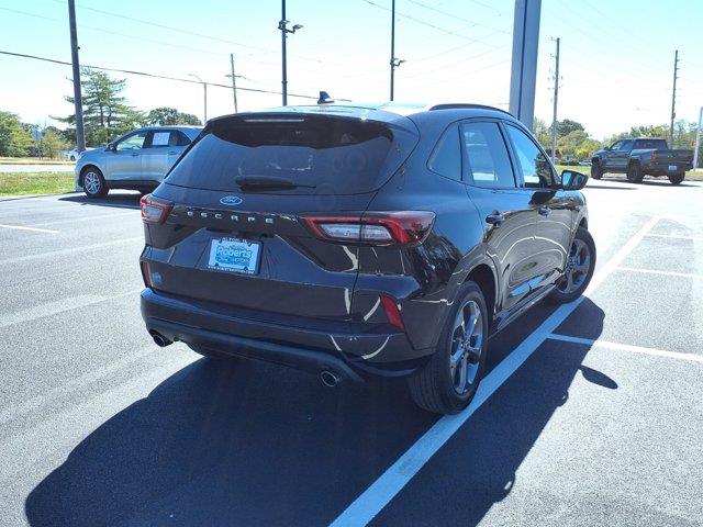 2023 Ford Escape - $23,999