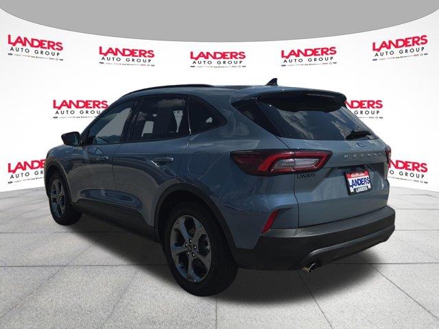 2025 Ford Escape - $22,500