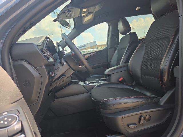 2025 Ford Escape - $22,500