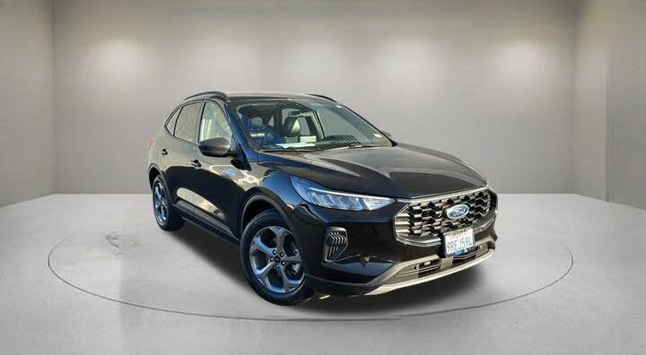 2025 Ford Escape - $26,955