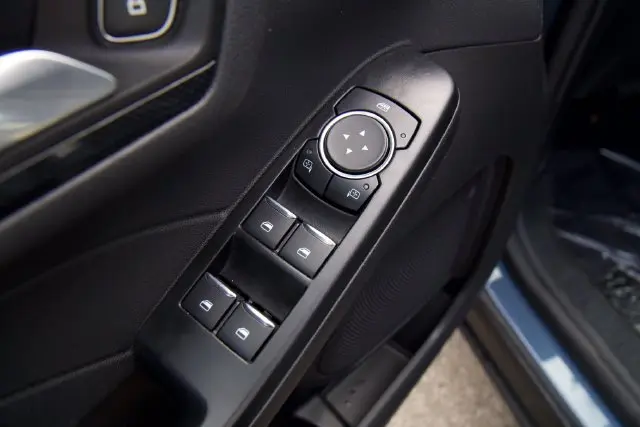 2025 Ford Escape - $21,160
