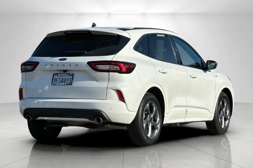 2023 Ford Escape - $23,775