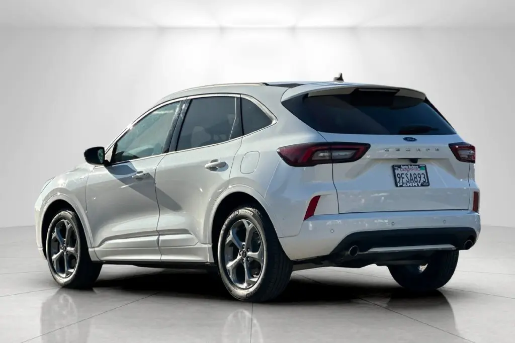 2023 Ford Escape - $23,775