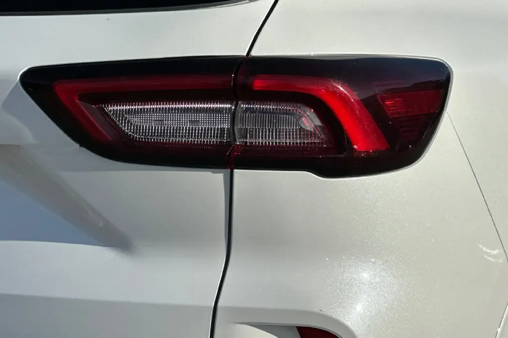 2023 Ford Escape - $23,775