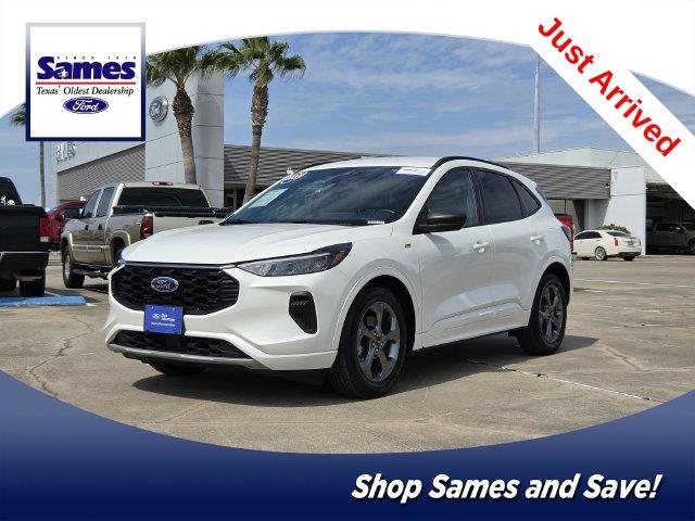 2023 Ford Escape - $22,000