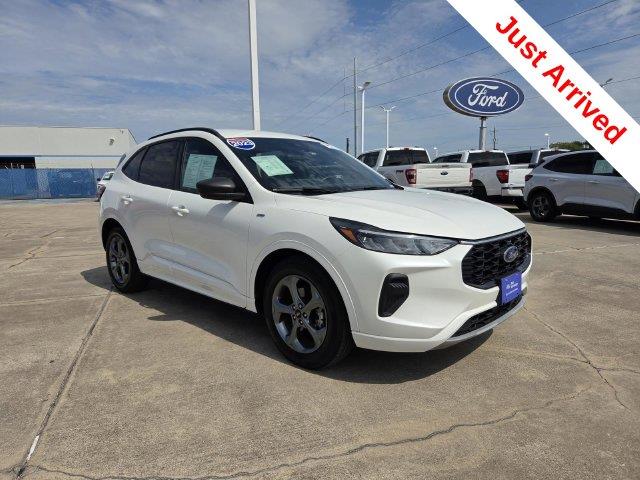 2023 Ford Escape - $22,000