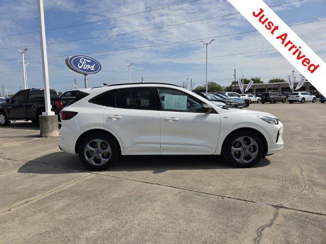 2023 Ford Escape - $22,000