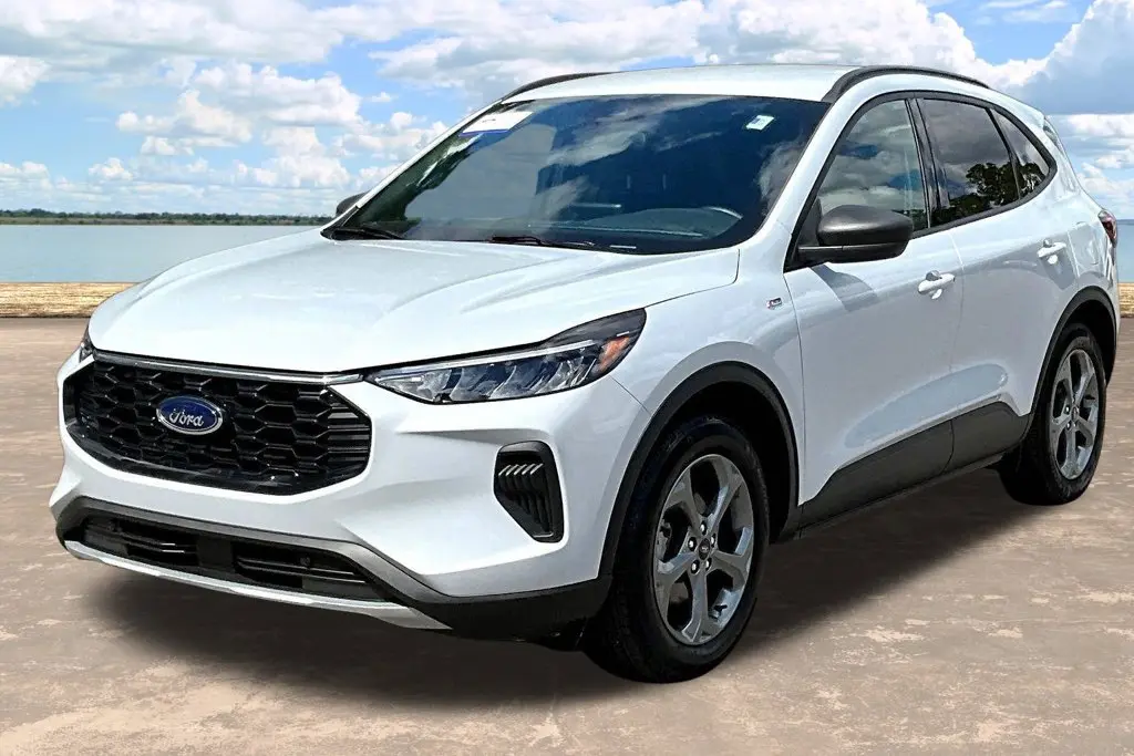 2025 Ford Escape - $23,900