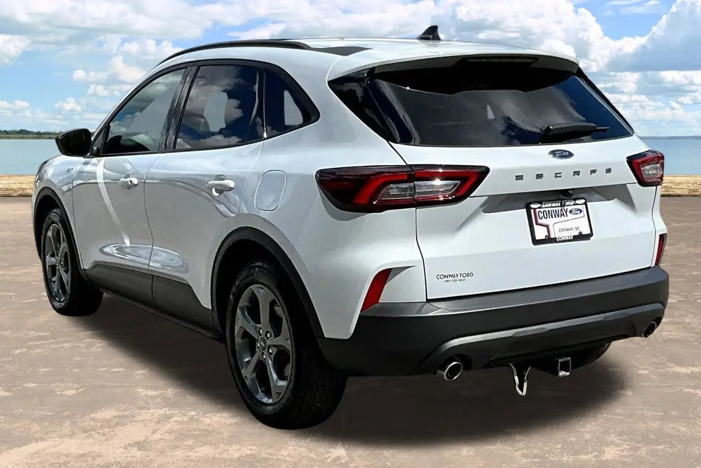 2025 Ford Escape - $23,900