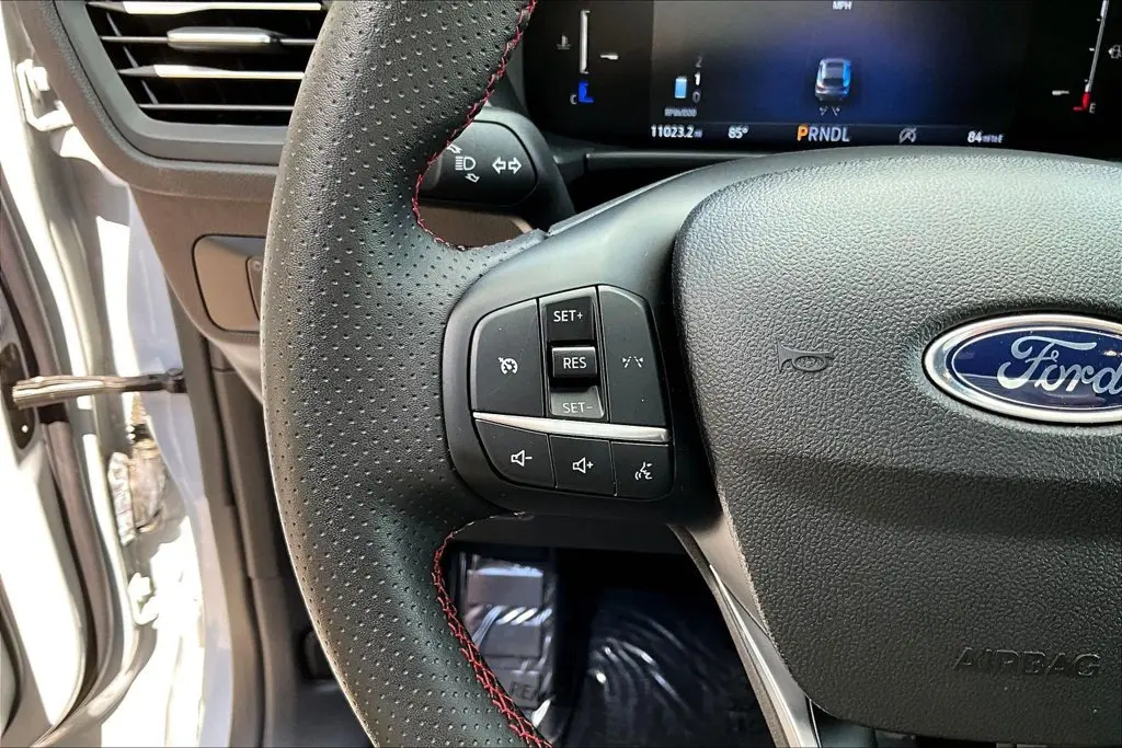 2025 Ford Escape - $23,900