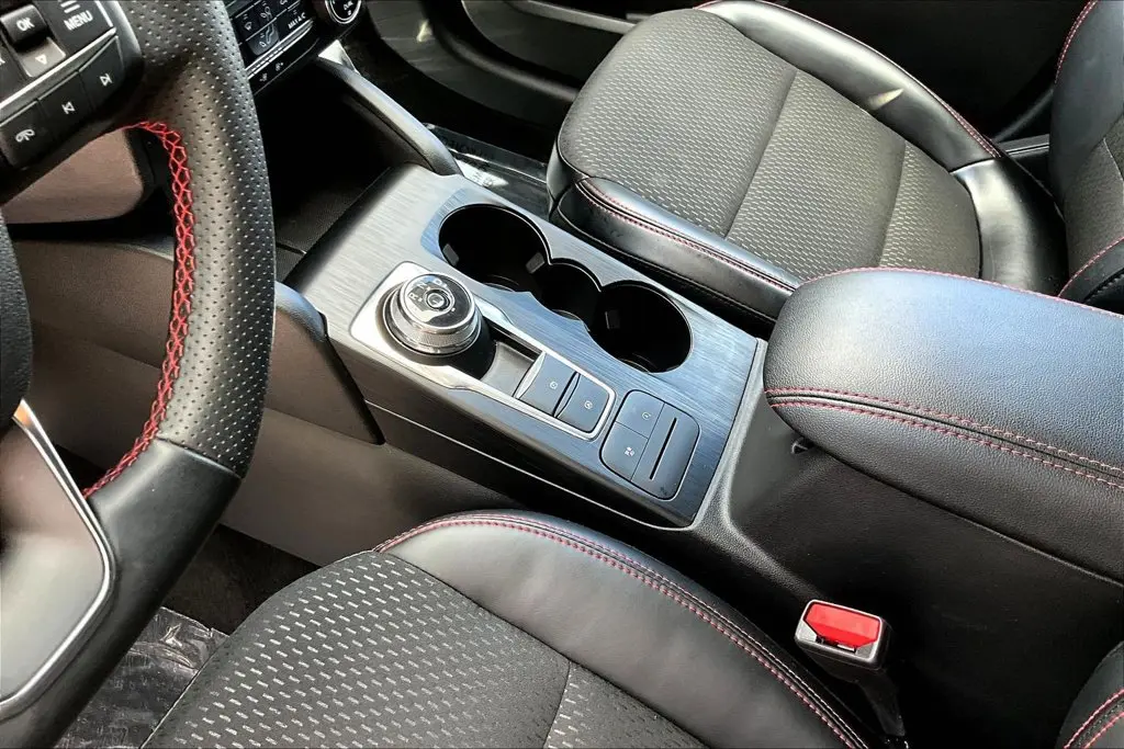 2025 Ford Escape - $23,900