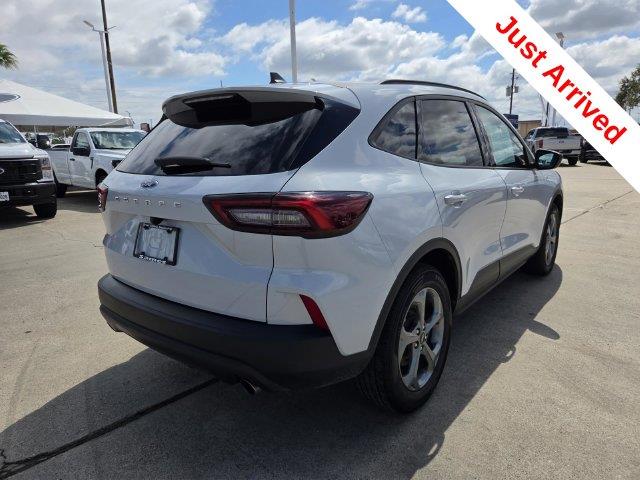 2025 Ford Escape - $21,500