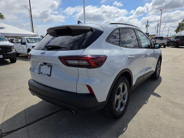 2025 Ford Escape - $21,500